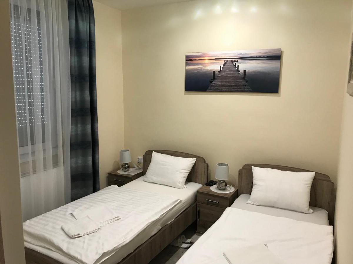 Classic Apartman セゲド エクステリア 写真